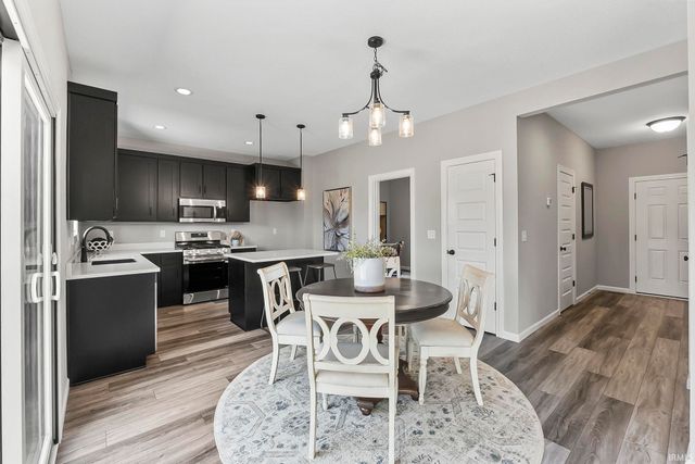 805 Zenos Boulevard, Fort Wayne, IN 46818