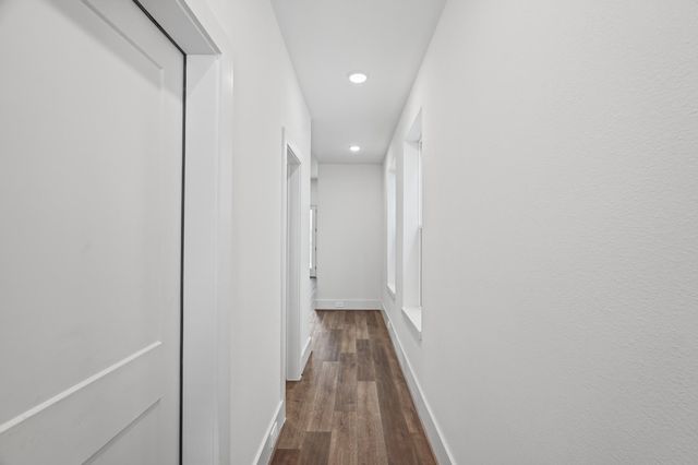 881 Rachel Street E, Houston, TX 77091