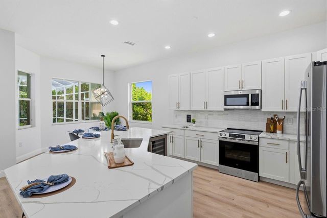 6011 CHAPARRAL AVENUE, Sarasota, FL 34243