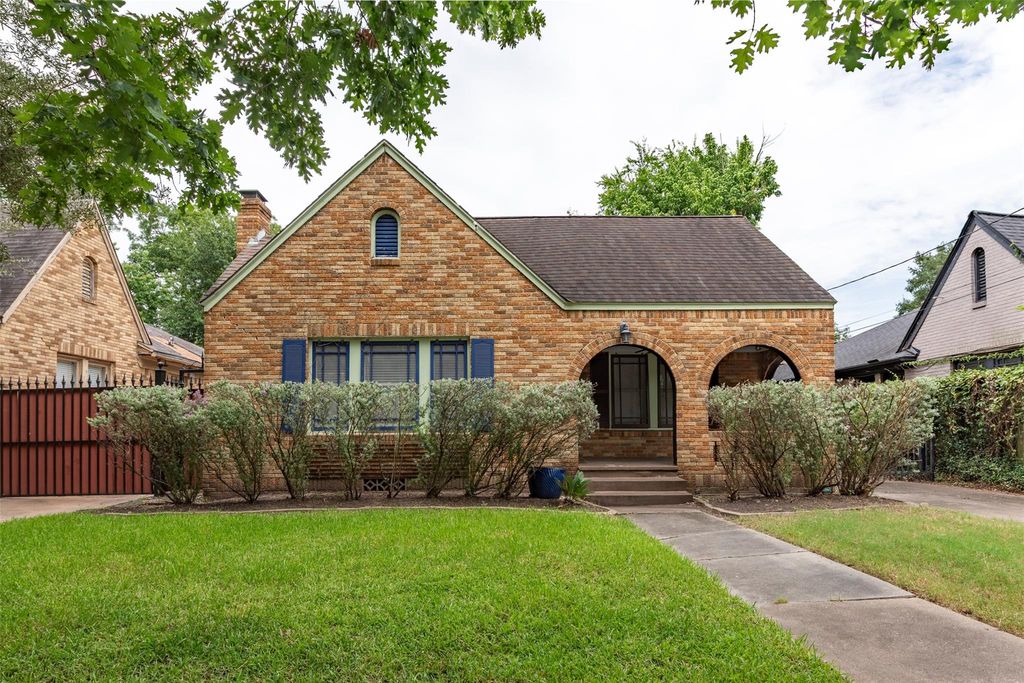 2415 Elmen Street, Houston, TX 77019