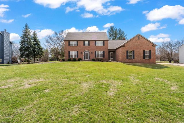 1303 Hickory Tree Court, Mahomet, IL 61853