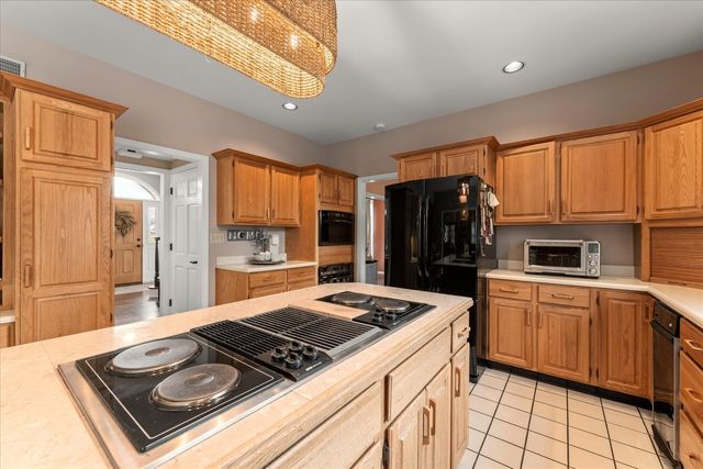 1303 Hickory Tree Court, Mahomet, IL 61853