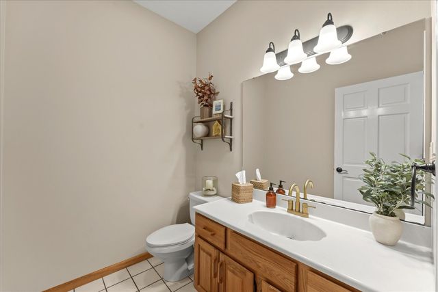 1303 Hickory Tree Court, Mahomet, IL 61853