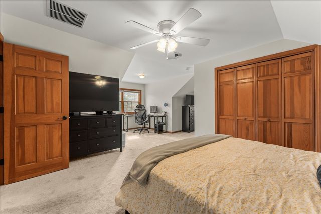 1303 Hickory Tree Court, Mahomet, IL 61853