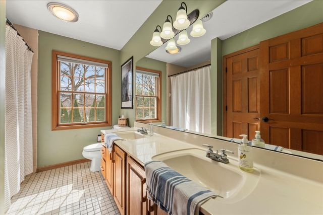 1303 Hickory Tree Court, Mahomet, IL 61853