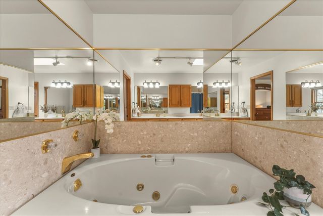 1303 Hickory Tree Court, Mahomet, IL 61853