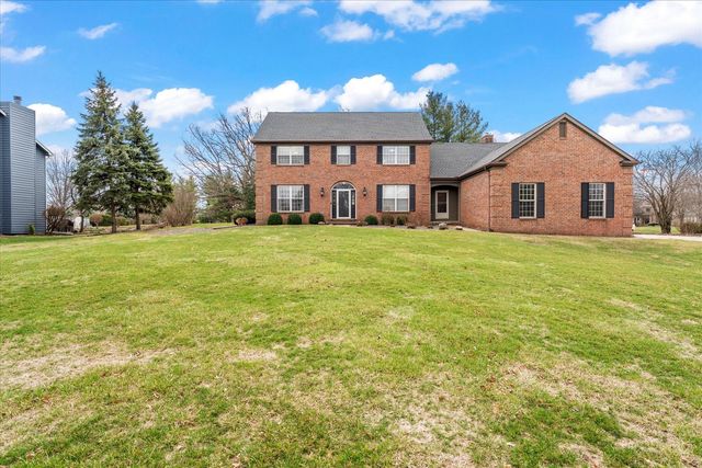 1303 Hickory Tree Court, Mahomet, IL 61853