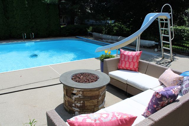 1303 Hickory Tree Court, Mahomet, IL 61853