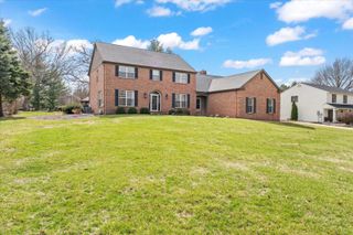 1303 Hickory Tree Court, Mahomet, IL 61853