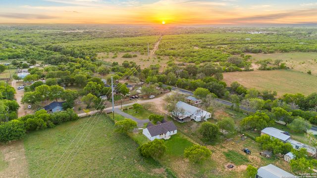 18262 Maureen Path, Lytle, TX 78052