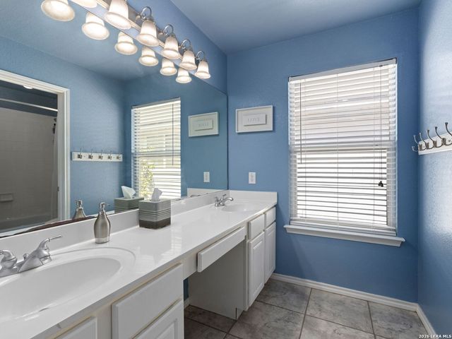4522 Pinehurst Mesa, San Antonio, TX 78247