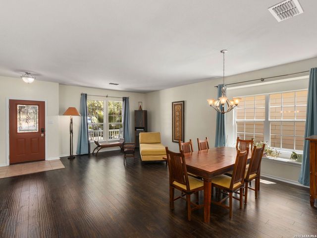 4522 Pinehurst Mesa, San Antonio, TX 78247