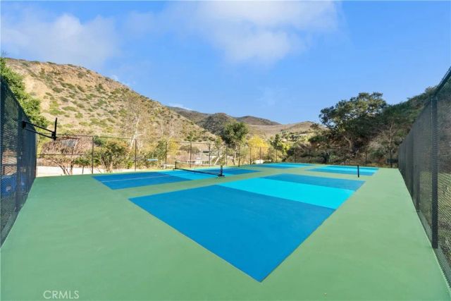 6216 Tapia Drive B, Malibu, CA 90265