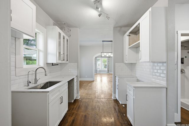 726 Avant, San Antonio, TX 78210