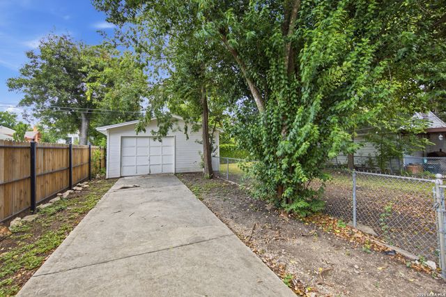 726 Avant, San Antonio, TX 78210