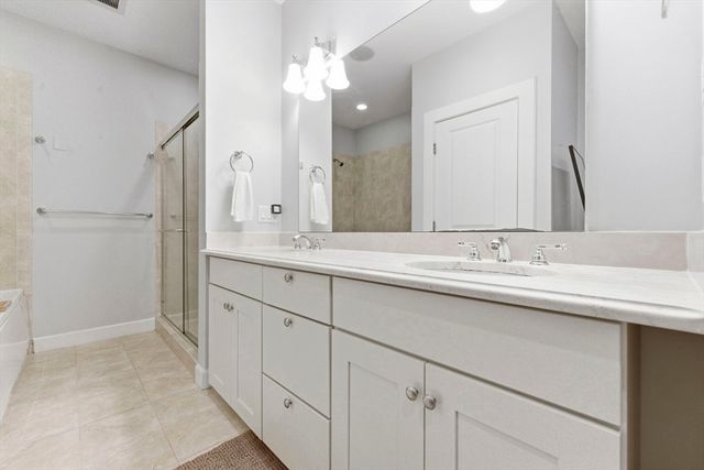 345 W Broadway 8, Boston, MA 02127
