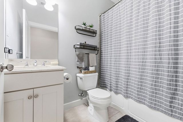 345 W Broadway 8, Boston, MA 02127