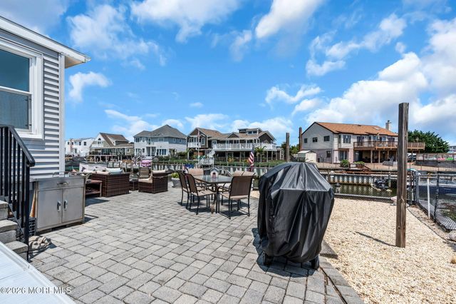 759 Francis Drive, Toms River, NJ 08753