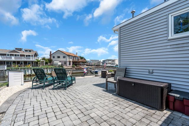 759 Francis Drive, Toms River, NJ 08753