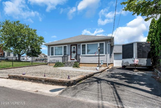 759 Francis Drive, Toms River, NJ 08753