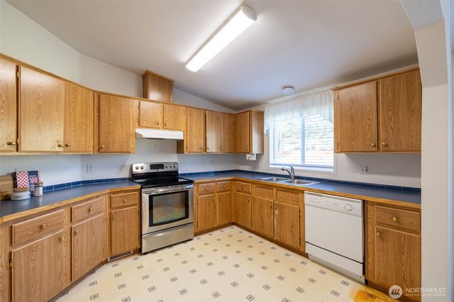 2508 Jackson Highway, Chehalis, WA 98532