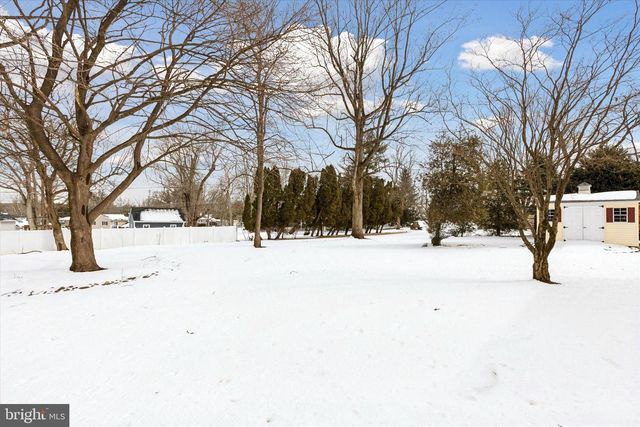 1167 W BRISTOL RD., Warminster, PA 18974