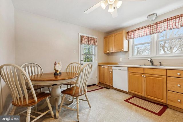 1167 W BRISTOL RD., Warminster, PA 18974