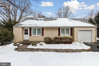 1167 W BRISTOL RD., Warminster, PA 18974