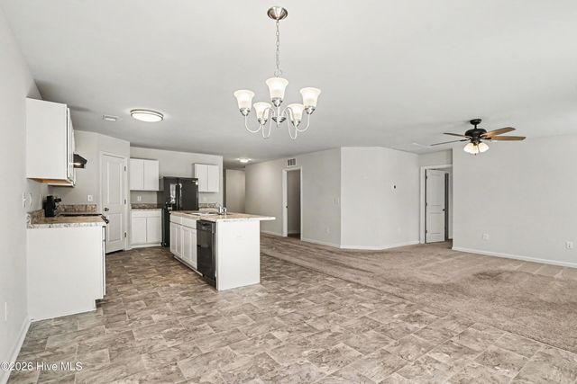 508 Lantern Light Way, Calabash, NC 28467