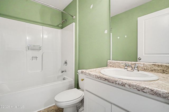 508 Lantern Light Way, Calabash, NC 28467