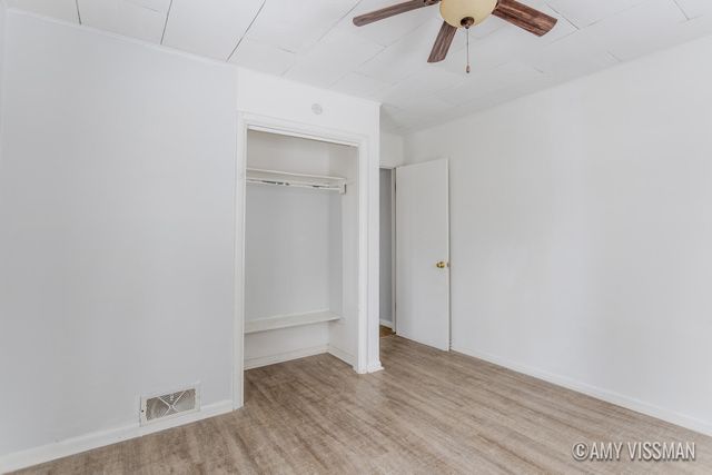 412 E Berrien Street, Paw Paw Vllg, MI 49079