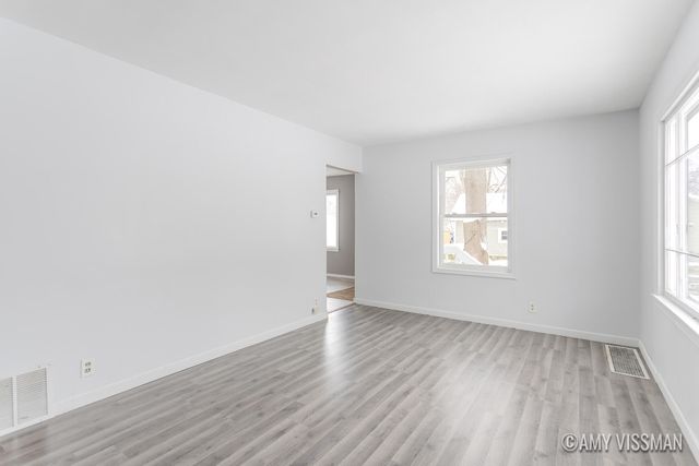 412 E Berrien Street, Paw Paw Vllg, MI 49079