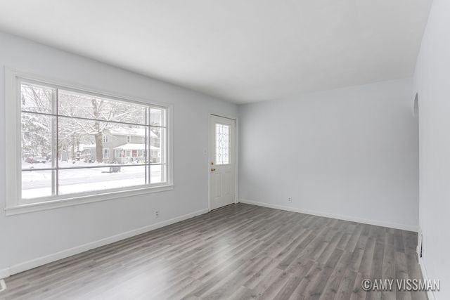 412 E Berrien Street, Paw Paw Vllg, MI 49079