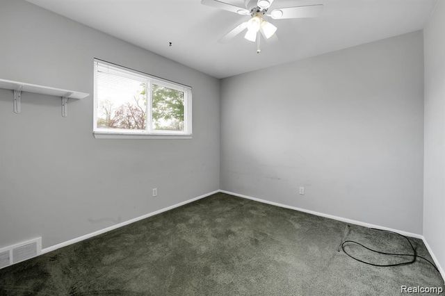3305 Menge Avenue, Warren, MI 48091