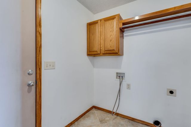 2516 E Saint Andrew Ct, Goddard, KS 67052