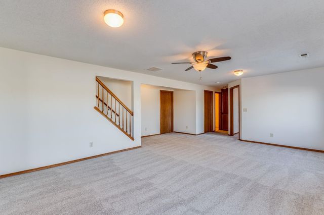 2516 E Saint Andrew Ct, Goddard, KS 67052