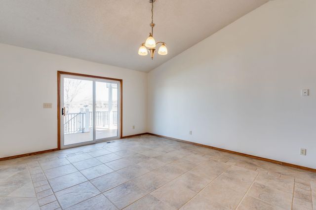 2516 E Saint Andrew Ct, Goddard, KS 67052