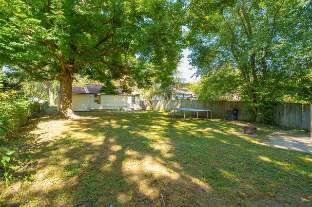 2206 Eckener Drive, Portage, MI 49002