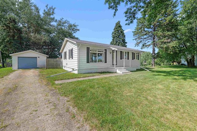 302 MCKINLEY STREET, North Fond Du Lac, WI 54937