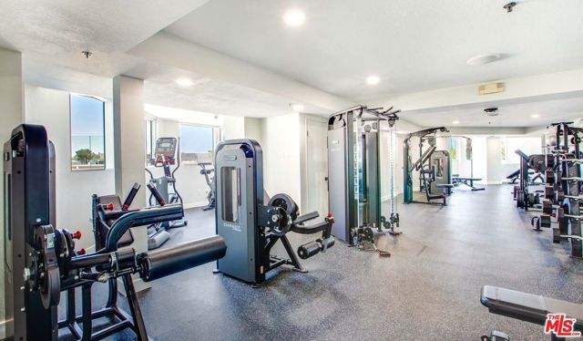 7660 Beverly Boulevard 407, Los Angeles, CA 90036