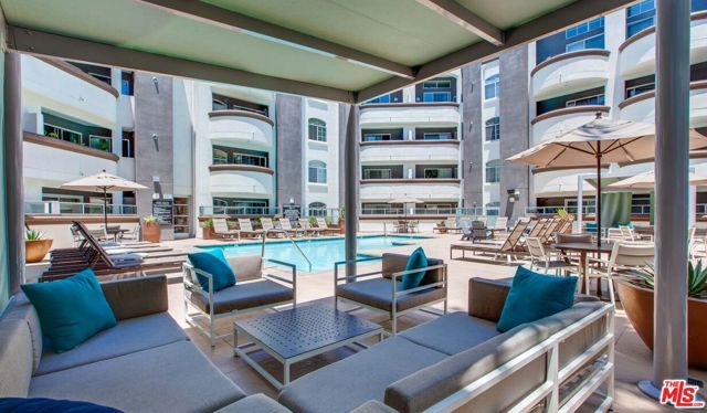7660 Beverly Boulevard 407, Los Angeles, CA 90036
