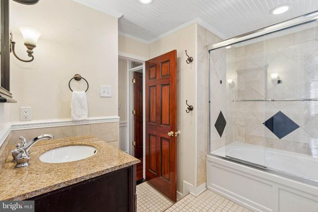 108 W FORT AVE, Baltimore, MD 21230