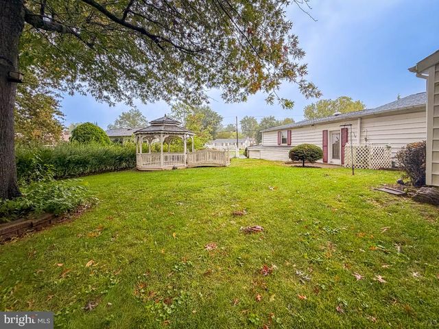 678 CLIFFORD ST, Warminster, PA 18974