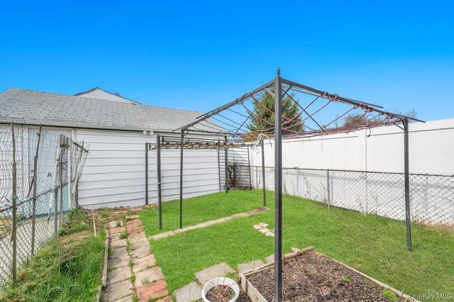 67 Myers Avenue, Hicksville, NY 11801