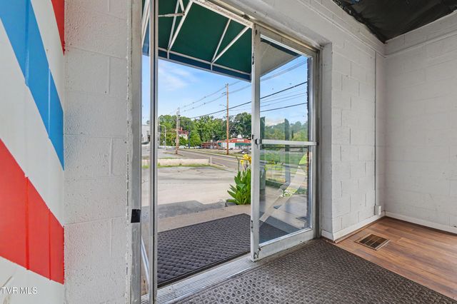 204 East Mckee Street, Greeneville, TN 37743
