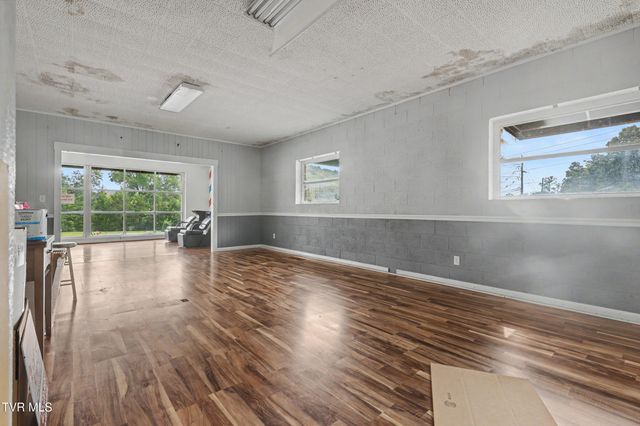204 East Mckee Street, Greeneville, TN 37743