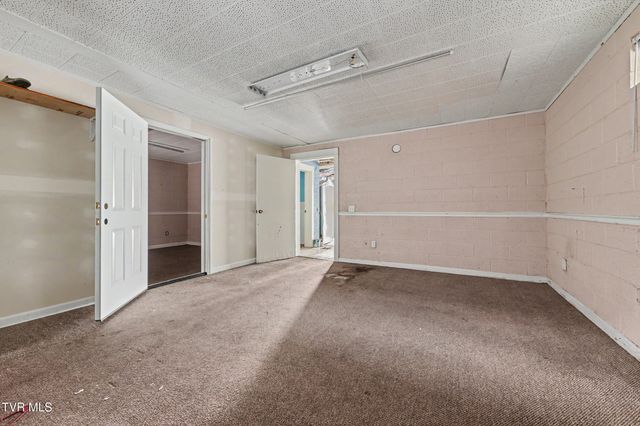 204 East Mckee Street, Greeneville, TN 37743