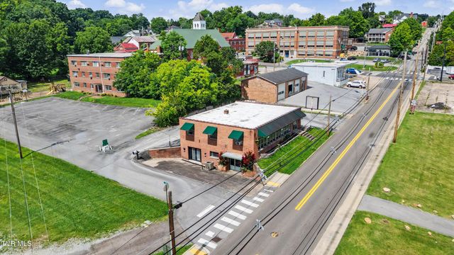 204 East Mckee Street, Greeneville, TN 37743