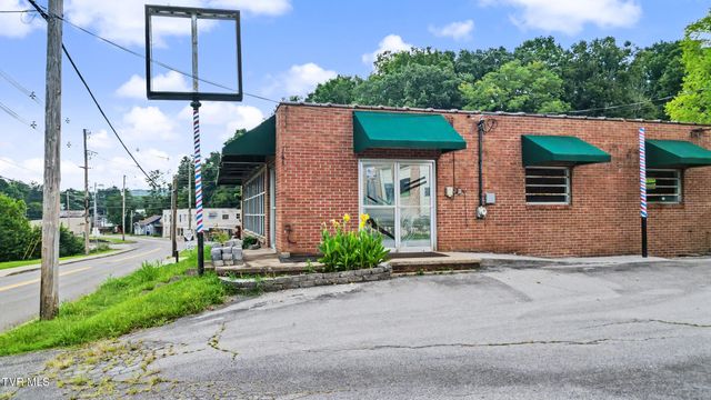 204 East Mckee Street, Greeneville, TN 37743