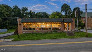 204 East Mckee Street, Greeneville, TN 37743